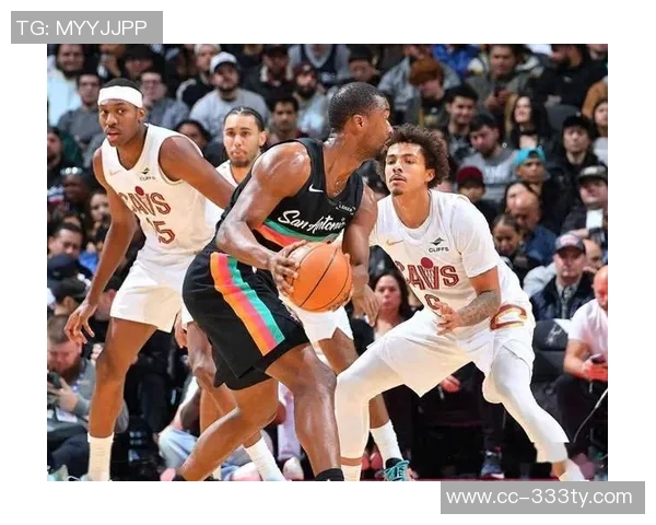 文班亚马全场表现抢眼尽管球队失利依然砍下32分7篮板5盖帽精彩表现令人赞叹